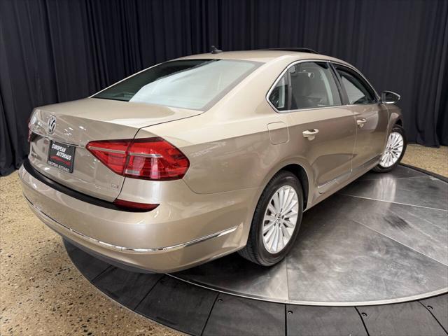 2016 Volkswagen Passat 1.8T SE