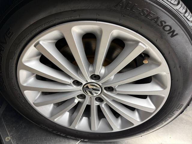 2016 Volkswagen Passat 1.8T SE