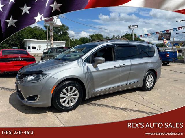 2018 Chrysler Pacifica Touring L for sale in Junction City, KS