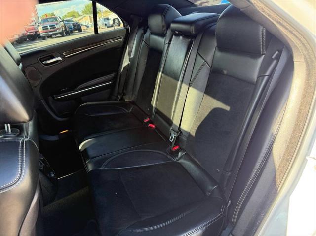 2012 Chrysler 300 SRT8