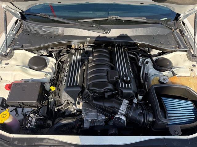 2012 Chrysler 300 SRT8