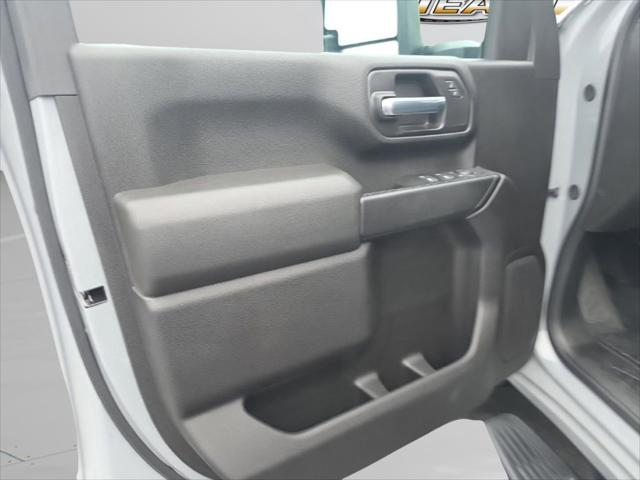 2025 Chevrolet Silverado 2500HD 4WD Crew Cab Standard Bed Custom
