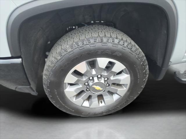 2025 Chevrolet Silverado 2500HD 4WD Crew Cab Standard Bed Custom