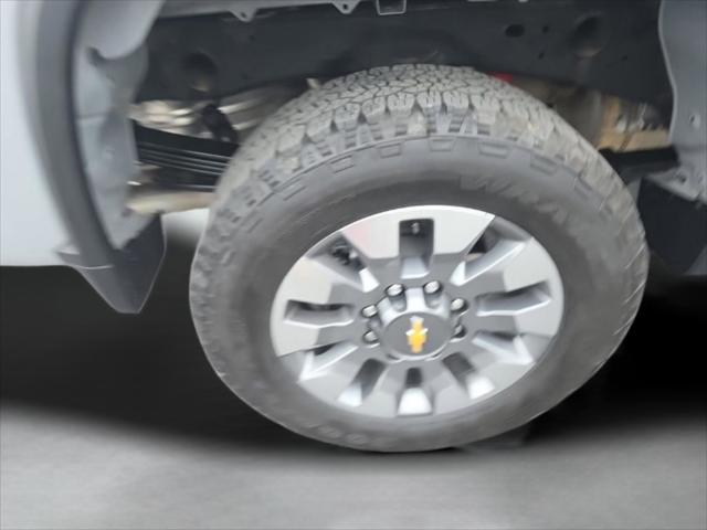 2025 Chevrolet Silverado 2500HD 4WD Crew Cab Standard Bed Custom
