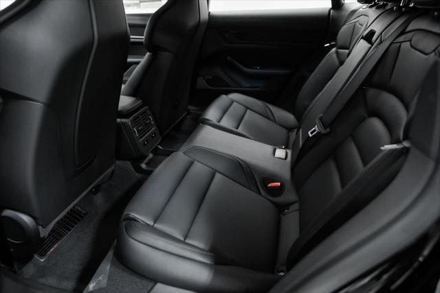 2026 Porsche Taycan Sport Turismo GTS