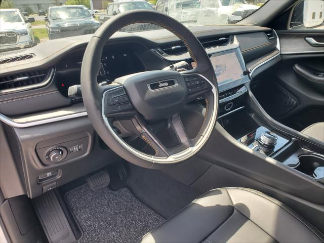 2026 Jeep Grand Cherokee 85th Anniversary Edition