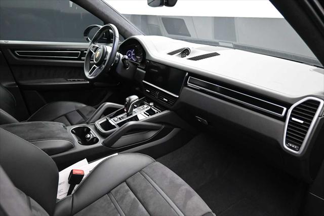 2023 Porsche Cayenne GTS