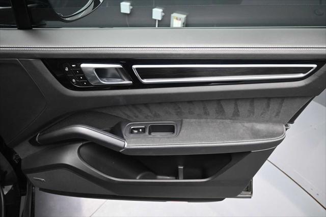 2023 Porsche Cayenne GTS