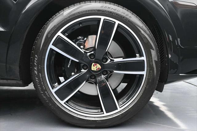 2023 Porsche Cayenne GTS