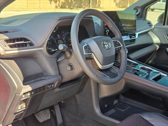 2025 Toyota Sienna XSE
