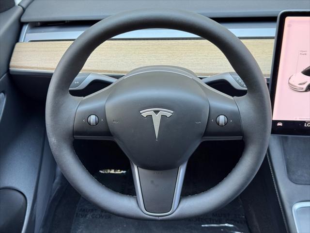 2021 Tesla Model 3 Standard Range Plus Rear-Wheel Drive