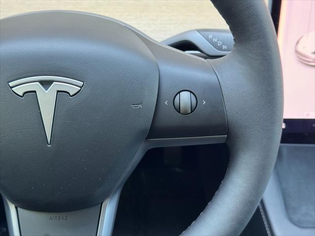 2021 Tesla Model 3 Standard Range Plus Rear-Wheel Drive