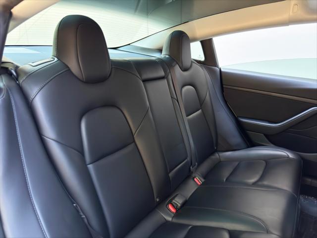 2021 Tesla Model 3 Standard Range Plus Rear-Wheel Drive