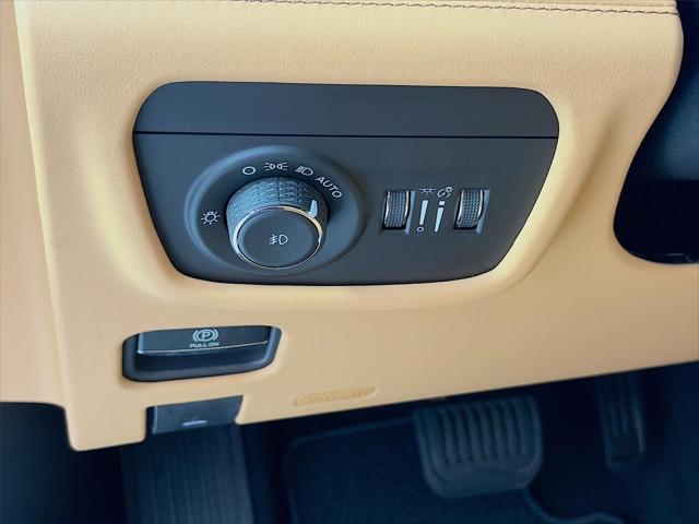 2026 Jeep Grand Cherokee L Summit 4x4