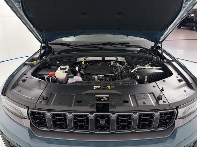 2026 Jeep Grand Cherokee L Summit 4x4
