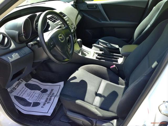 2011 Mazda Mazda3 i Sport