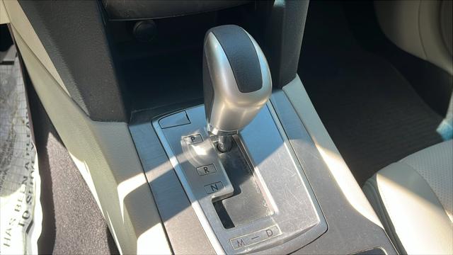 2010 Subaru Outback 2.5i Limited