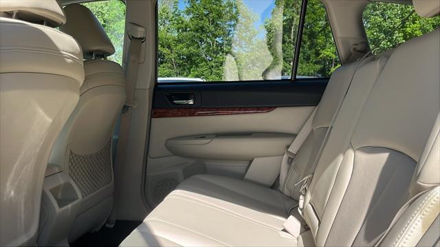 2010 Subaru Outback 2.5i Limited