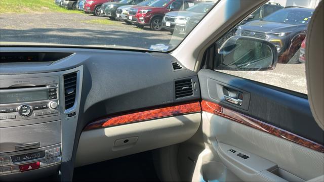 2010 Subaru Outback 2.5i Limited