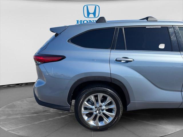 2021 Toyota Highlander Hybrid Limited