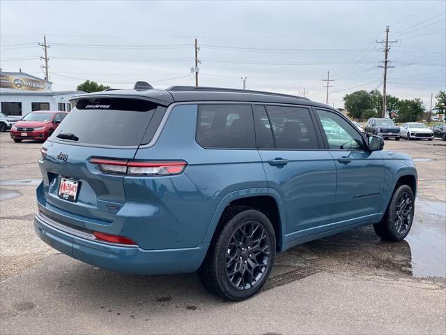 2026 Jeep Grand Cherokee L Summit 4x4
