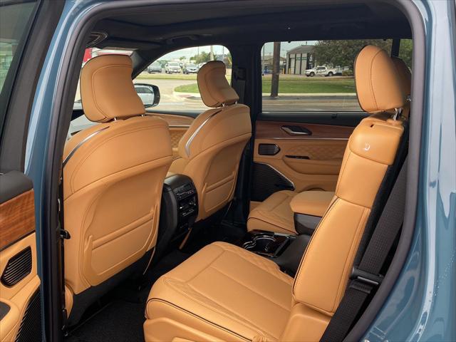 2026 Jeep Grand Cherokee L Summit 4x4