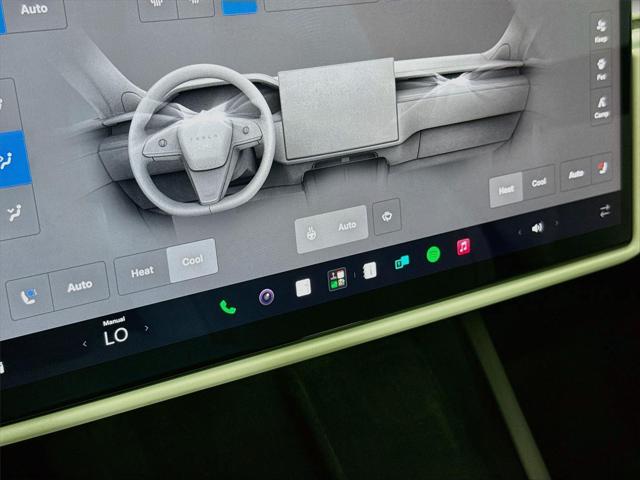 2022 Tesla Model X Plaid Tri Motor All-Wheel Drive