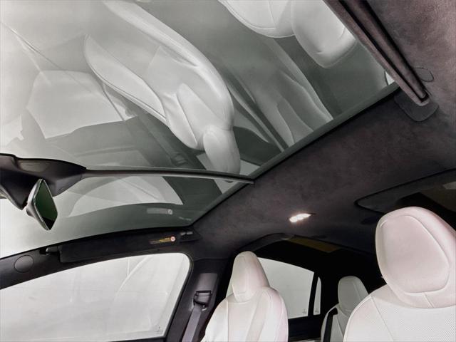 2022 Tesla Model X Plaid Tri Motor All-Wheel Drive