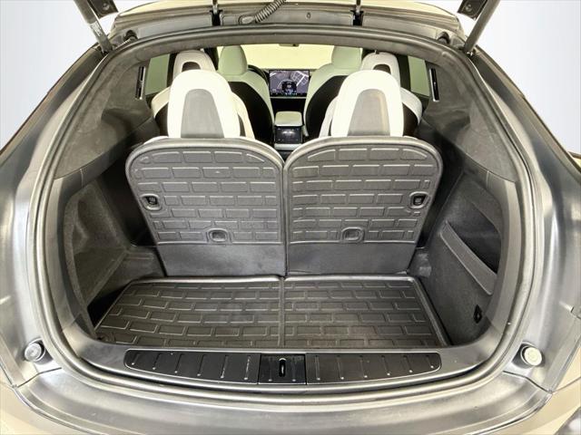 2022 Tesla Model X Plaid Tri Motor All-Wheel Drive