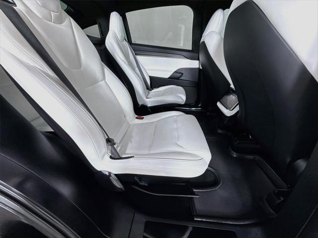 2022 Tesla Model X Plaid Tri Motor All-Wheel Drive