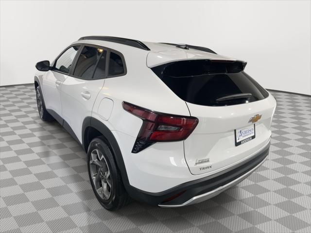 2025 Chevrolet Trax FWD LT