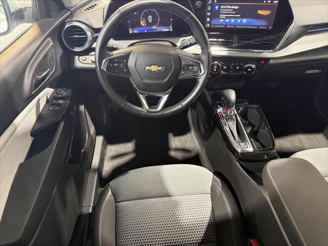 2025 Chevrolet Trax FWD LT