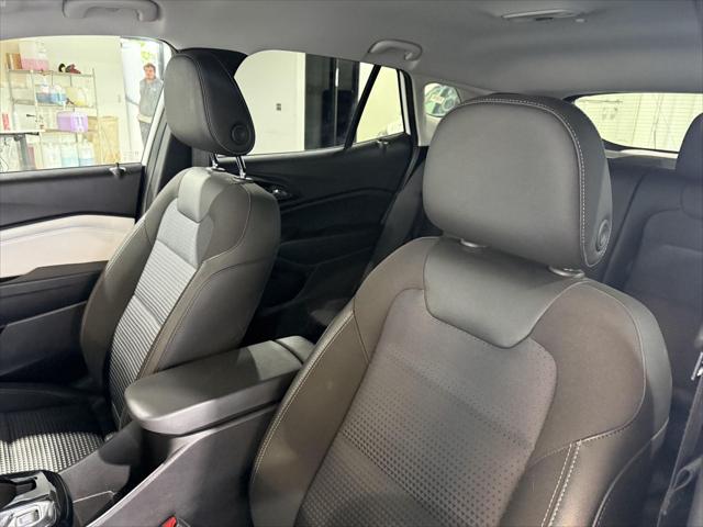 2025 Chevrolet Trax FWD LT