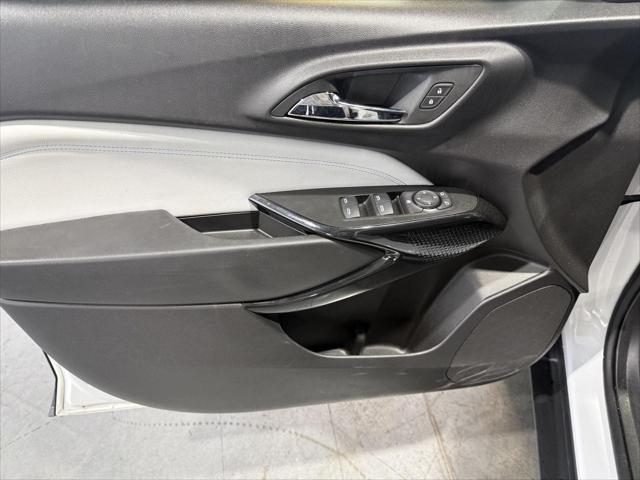 2025 Chevrolet Trax FWD LT