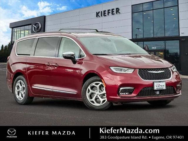 2023 Chrysler Pacifica Limited for sale in Eugene, OR