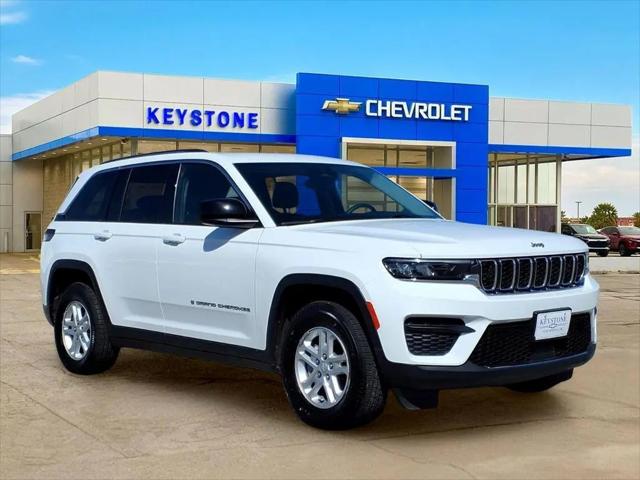 2024 Jeep Grand Cherokee Laredo 4x2 for sale in Sand Springs, OK