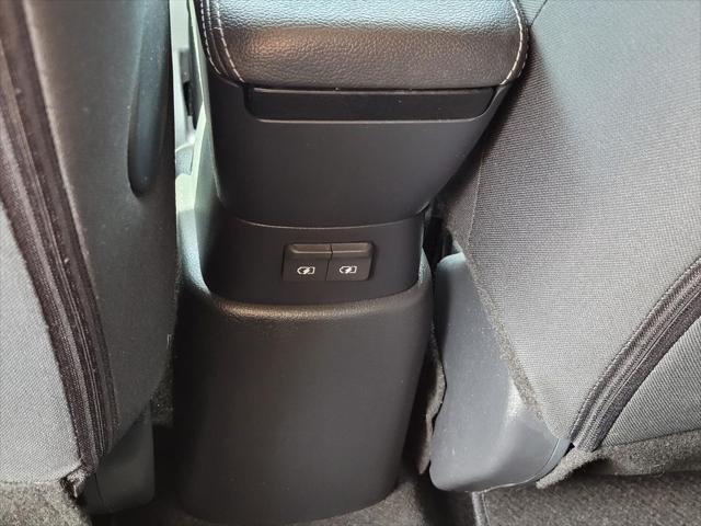 2024 Nissan Kicks S Xtronic CVT