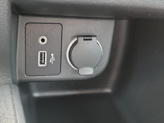 2024 Nissan Kicks S Xtronic CVT