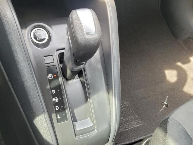 2024 Nissan Kicks S Xtronic CVT