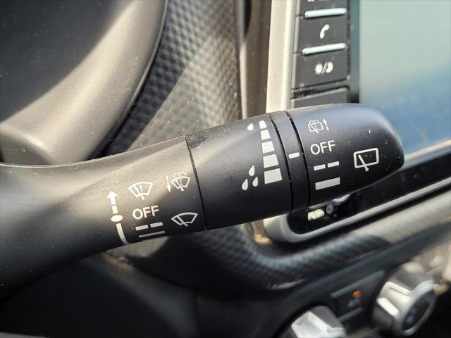 2024 Nissan Kicks S Xtronic CVT