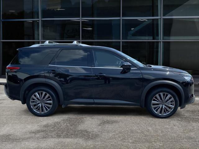 2025 Nissan Pathfinder SL FWD