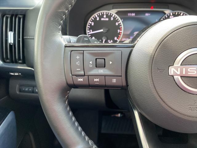 2025 Nissan Pathfinder SL FWD