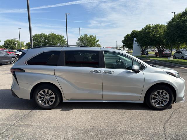 2023 Toyota Sienna XLE