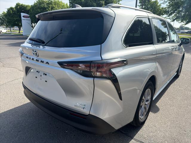 2023 Toyota Sienna XLE