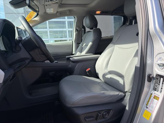 2023 Toyota Sienna XLE