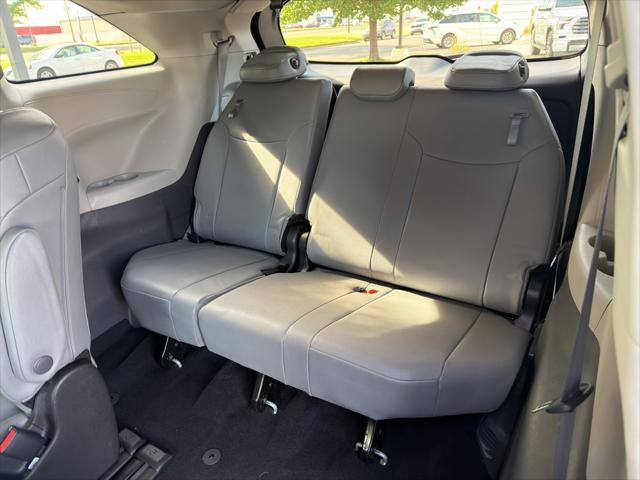 2023 Toyota Sienna XLE