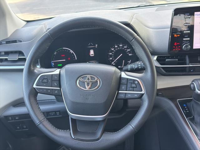 2023 Toyota Sienna XLE