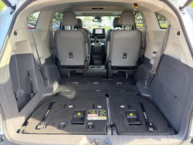 2023 Toyota Sienna XLE