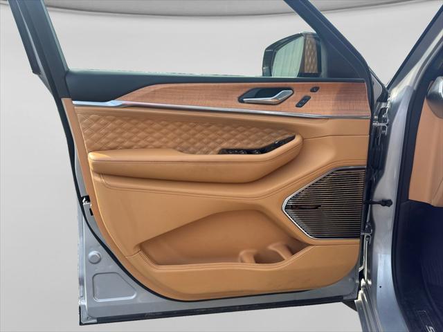 2024 Jeep Grand Cherokee L Summit Reserve 4x4