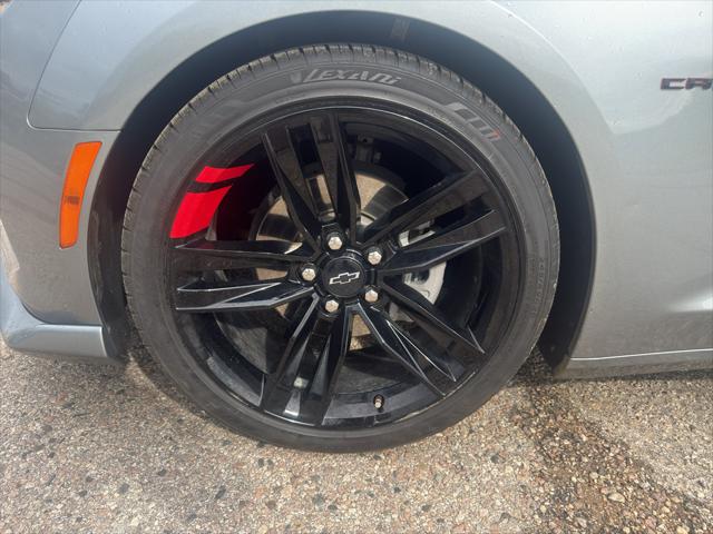 2023 Chevrolet Camaro RWD Coupe 2LT
